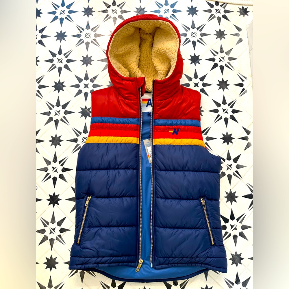 Vintage 2019 Aviator Nation BNWT Vest size Medium